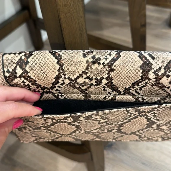 A New Day Snakeskin print handbag and matching wallet! - Picture 4 of 12